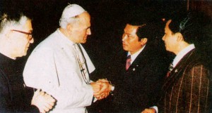 WPE-Meet-Pope-JohnPaul WPE-Meet-Pope-JohnPaul